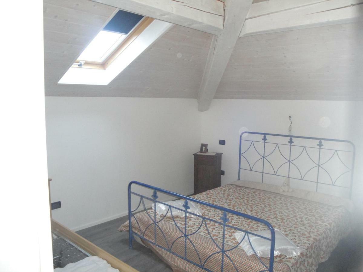 Casa Nel Verde Comano Terme Exteriör bild